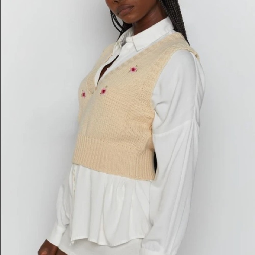 Emma Rose Susie Sweater Vest - Picture 3 of 5